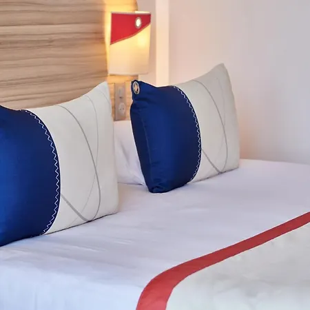 Club Le Plein Sud Bleues Hotel Hyeres